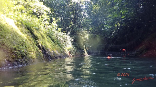 124 KINGUELE 03 Descente en Canyoning sur la MBIWAM 2021 05 24-0007_DxOwtmk 150k.jpg
