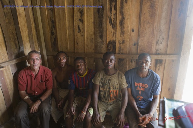 148 BITOUGA le Village JLA avec nos Hotes Pygmees 14E5K3IMG_97979wtmk.jpg