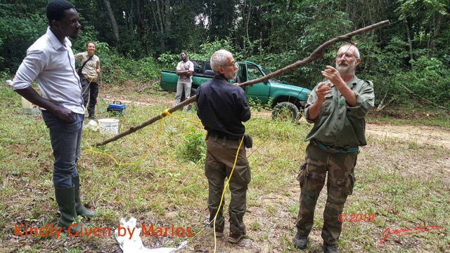 155 Entomo 03 Nyonie la Foret Preparation Piege Lumineux avec Philippe et JLA 19SamsungMariosIMG_1908241020190824_172315_DxOwtmk 150k.jpg