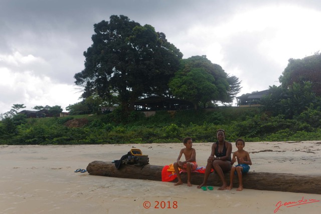 146 NYONIE 3 le Campement la Plage Magalie et les Enfants 18E5K3IMG_180224126766_DxOwtmk.jpg