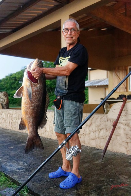 122 AWAGNE 1 Poisson Rouge pris par JLA 19E5M3IMG_190421150550_DxOwtmk 150k.jpg