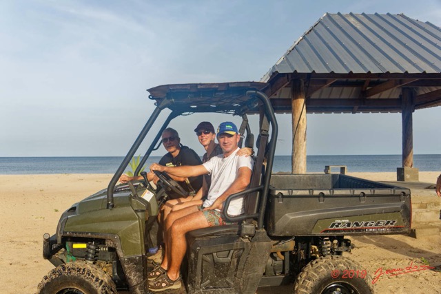 131 AWAGNE 1 Depart vers le Marecage en Quad Laurent Anne-Laure et JLA 19E5M3IMG_190422150608_DxOwtmk 150k.jpg