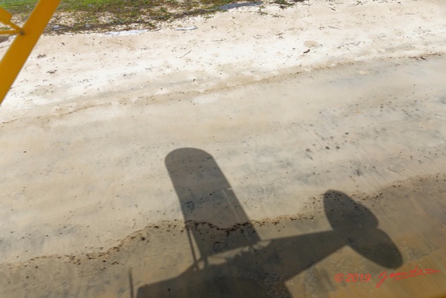 191 AWAGNE 1 ULM Retour Survol Plage avec Ombre 19E5M3IMG_190422150907_DxOwtmk 150k.jpg