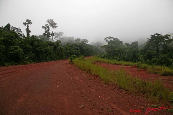 003-Grotte-LIHOUMA-Piste-avec-Nuages-au-Matin-8EIMG_18859WTMK-Web